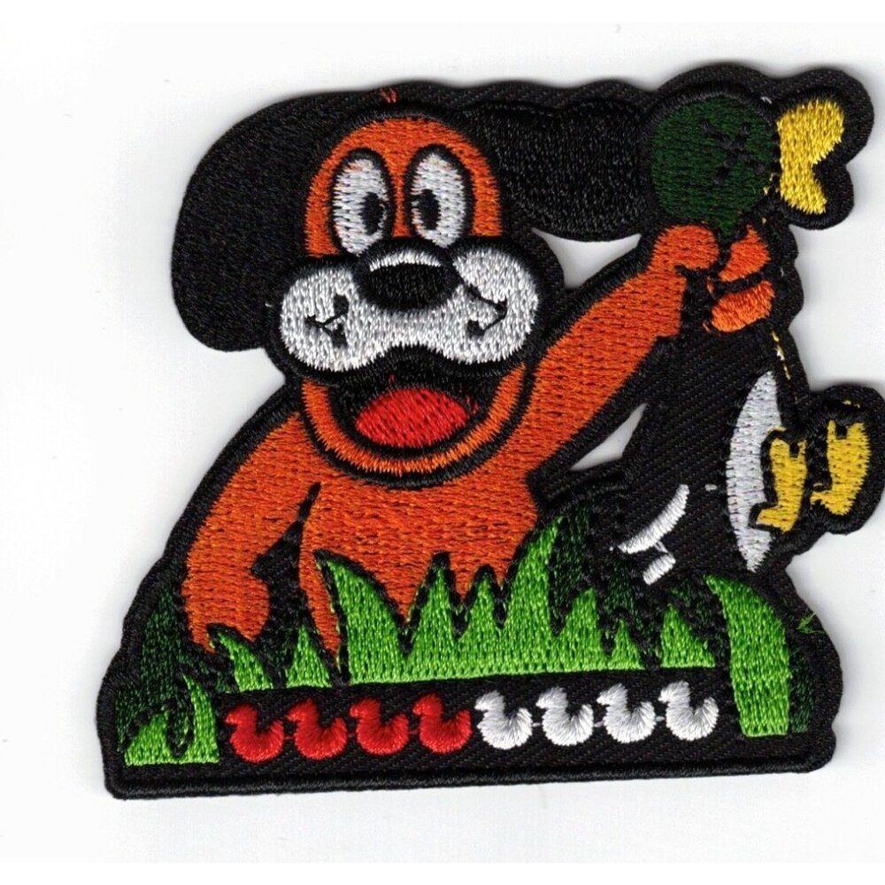 Duck Hunter NES Dog Embroidered 3x3in Iron / Sew-On Patches
